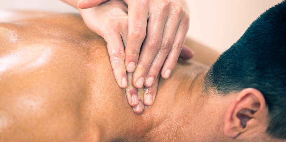 Cross-fiber friction fpr deep tissue massage