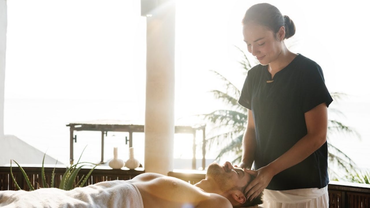 Scalp Massage: Reclaiming Thick, Luscious Locks | Zeel