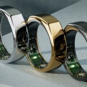 A row of smart fitness rings ligned up next to one another.